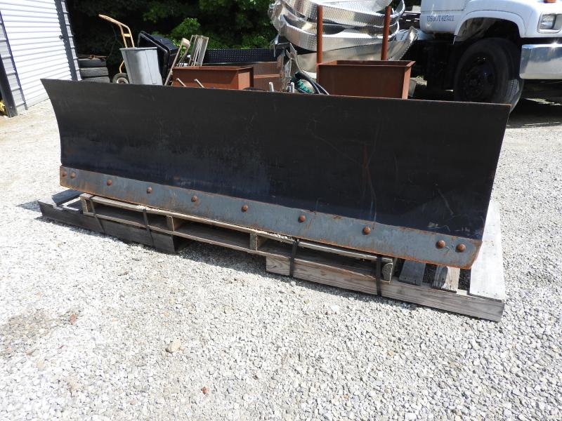 2000 Other (Not Listed) 96" Skid Steer Blade Attachment 2000 Other (Not Listed) 96" Skid Steer Blade Attachment