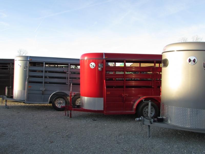 2019 W-W Trailer 14 Livestock Trailer 2019 W-W Trailer 14 Livestock Trailer