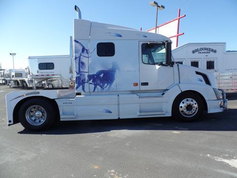 2006 Volvo 630 Cummins ISX Truck 2006 Volvo 630 Cummins ISX Truck