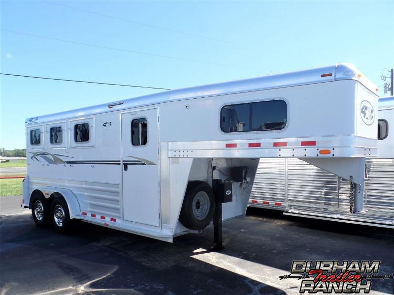 2008 4-Star Trailers '08 4-Star Gooseneck 3Horse Horse Trailer 2008 4-Star Trailers '08 4-Star Gooseneck 3Horse Horse Trailer