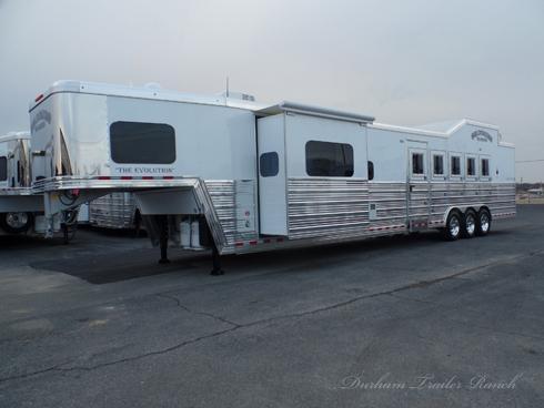 2019 Bloomer 5 Horse PC Load 17ft sw 6ft Slide Horse Trailer 2019 Bloomer 5 Horse PC Load 17ft sw 6ft Slide Horse Trailer
