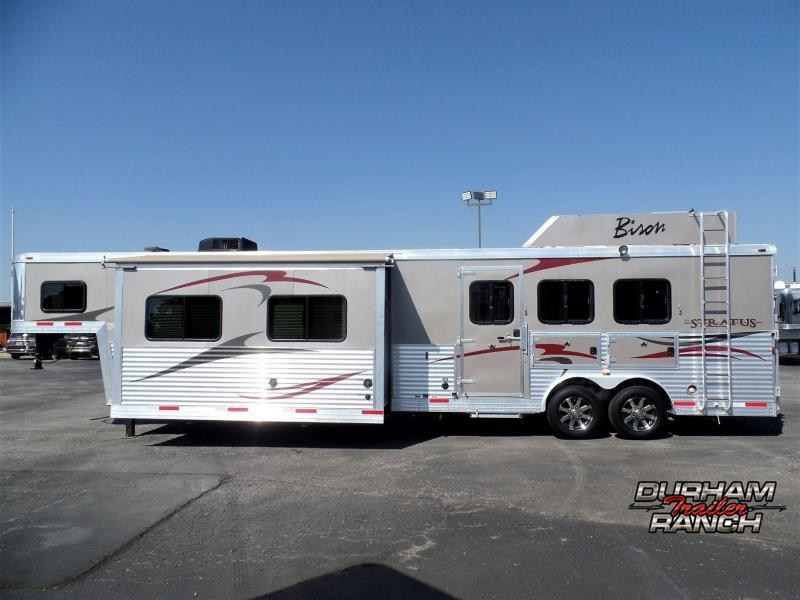 2013 Bison Stratus 3H w/ 17' SW & 12' Electric Slide Horse Trailer 2013 Bison Stratus 3H w/ 17' SW & 12' Electric Slide Horse Trailer