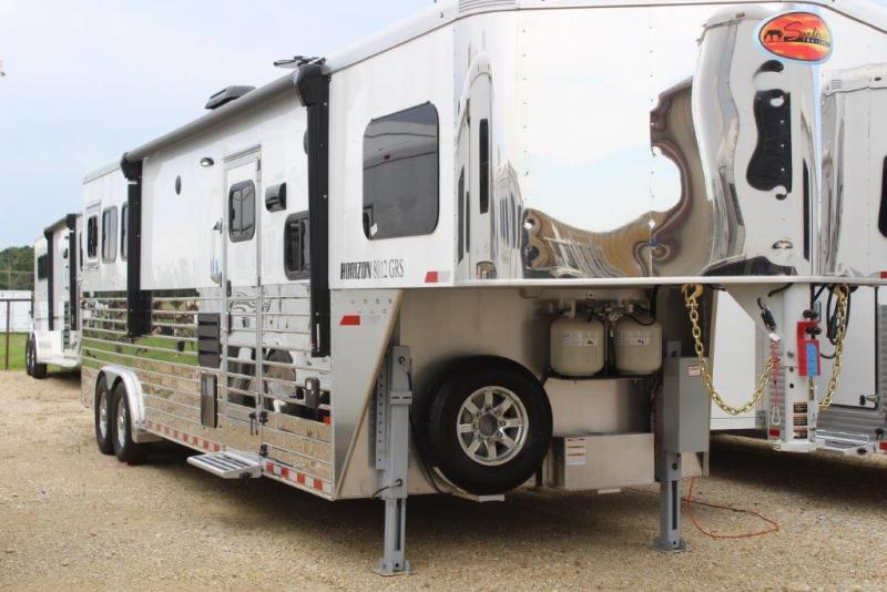 2020 Sundowner 3 horse with 12' Living Quarter 2020 Sundowner 3 horse with 12' Living Quarter