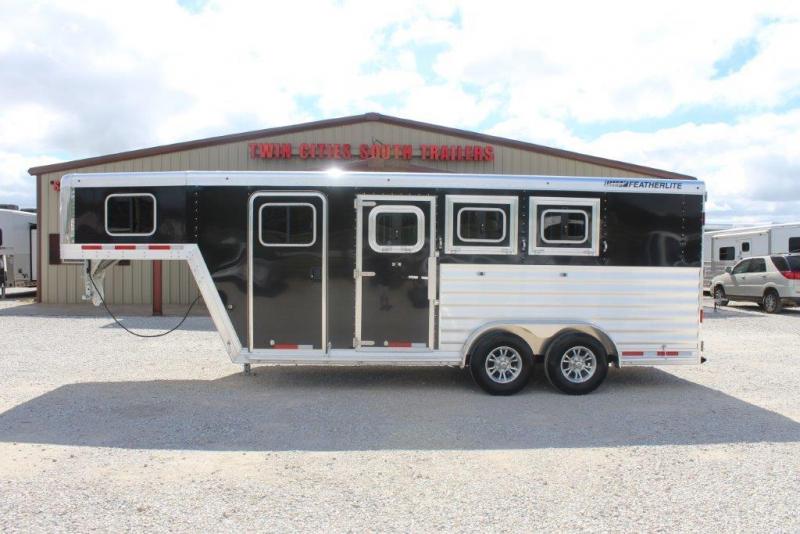 2020 Featherlite 7541 Horse Trailer 2020 Featherlite 7541 Horse Trailer