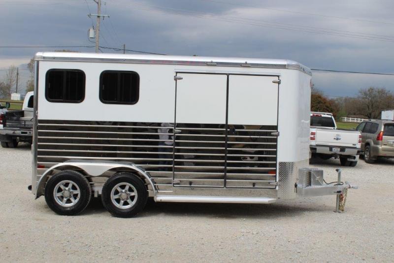2019 Sundowner 2 horse slant bumper pull 2019 Sundowner 2 horse slant bumper pull
