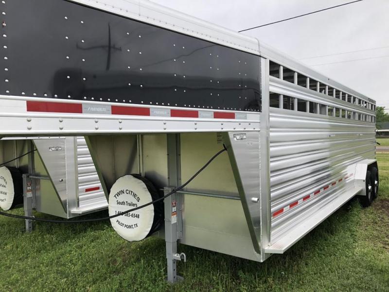 2019 Featherlite 8127 Livestock Trailer 2019 Featherlite 8127 Livestock Trailer
