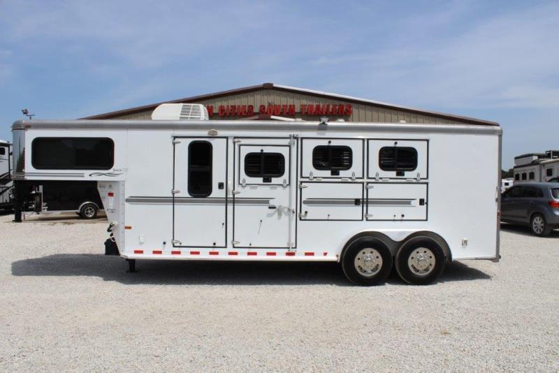 2005 Sundowner 3 horse with 6' LQ 2005 Sundowner 3 horse with 6' LQ