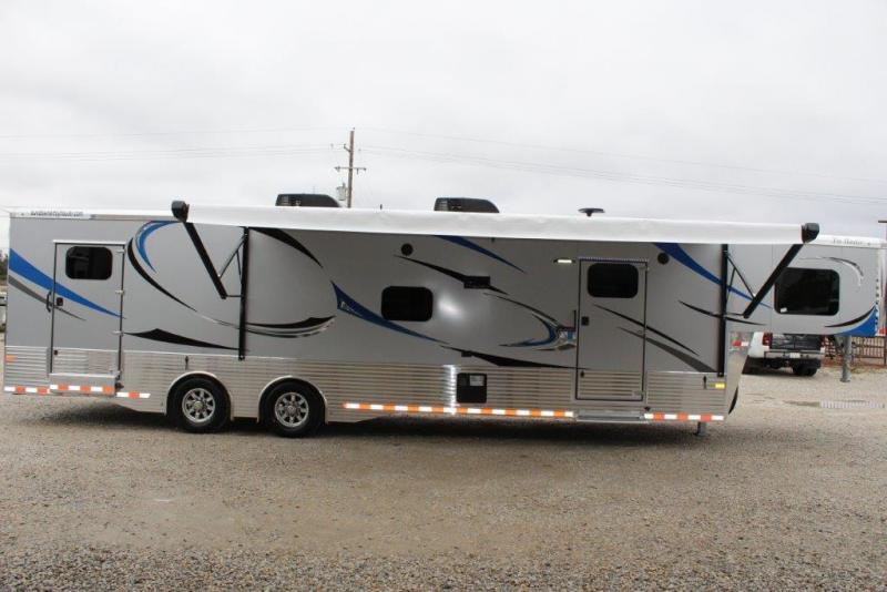 2019 Sundowner 31' Toy Hauler 2019 Sundowner 31' Toy Hauler