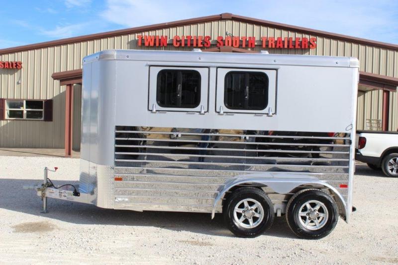 2019 Sundowner Trailers Sportman Horse Trailer 2019 Sundowner Trailers Sportman Horse Trailer