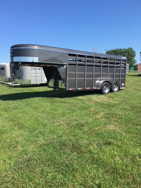 2019 Delta 6 x 16 500 Series Gooseneck Livestock Trailer 2019 Delta 6 x 16 500 Series Gooseneck Livestock Trailer