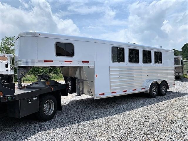 2020 Exiss CXF 4 Horse Slant Load Gooseneck w/POLYLAST FLOORING! 2020 Exiss CXF 4 Horse Slant Load Gooseneck w/POLYLAST FLOORING!