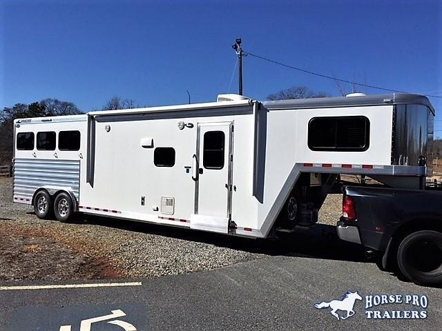 2018 Cimarron Norstar 3 Horse 12'6 Outback Living Quarters w/Slide Out 2018 Cimarron Norstar 3 Horse 12'6 Outback Living Quarters w/Slide Out