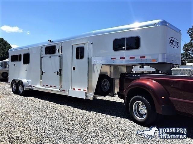 2020 4-Star 2+1 Gooseneck w/HYDRAULIC JACK & 8' TALL! 2020 4-Star 2+1 Gooseneck w/HYDRAULIC JACK & 8' TALL!