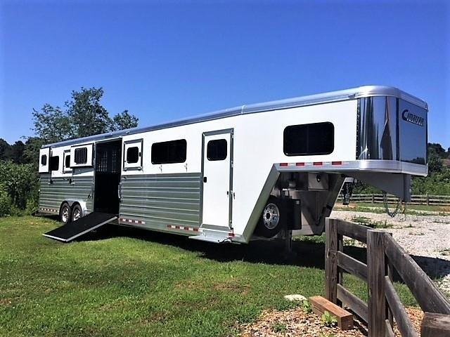 2019 Cimarron Norstar 6 Horse Head-To-Head Gooseneck 2019 Cimarron Norstar 6 Horse Head-To-Head Gooseneck
