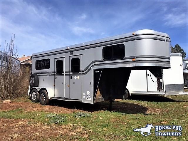 2005 Kingston 2 Horse Straight Load Thoroughbred Gooseneck 2005 Kingston 2 Horse Straight Load Thoroughbred Gooseneck