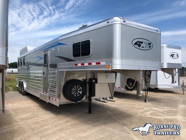 2020 4-Star Trailers Deluxe 3 Horse 13' Trail Boss Living Quarters Horse Trailer 2020 4-Star Trailers Deluxe 3 Horse 13' Trail Boss Living Quarters Horse Trailer