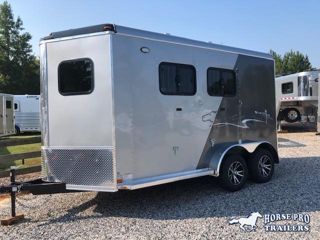 2020 Homesteader 2 Horse Slant Bumper Pull 2020 Homesteader 2 Horse Slant Bumper Pull