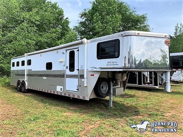 2003 Sundowner 4 Horse 12' Living Quarters- ALL ALUMINUM! 2003 Sundowner 4 Horse 12' Living Quarters- ALL ALUMINUM!