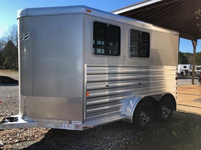 2019 Exiss CXF 2 Horse Slant Load Bumper Pull - POLYLAST FLOOR! 2019 Exiss CXF 2 Horse Slant Load Bumper Pull - POLYLAST FLOOR!