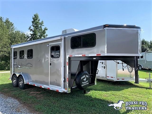 2020 Homesteader 3 Horse Slant Load Gooseneck w/AWNING & A/C! 2020 Homesteader 3 Horse Slant Load Gooseneck w/AWNING & A/C!