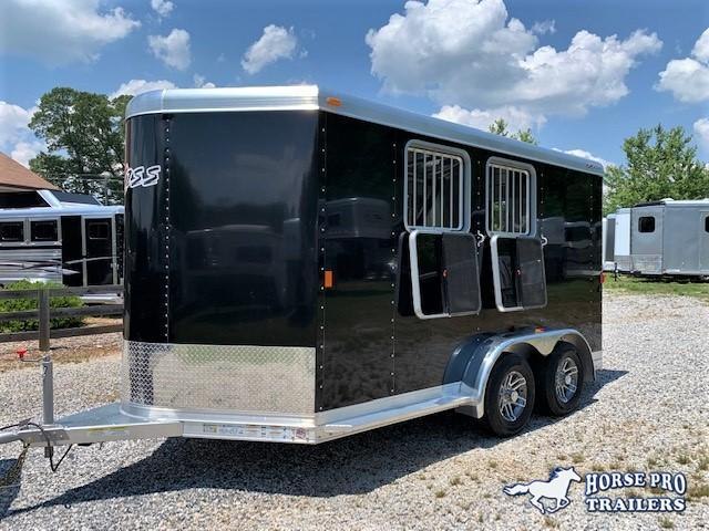 2018 Exiss 720 2 Horse Slant Load Bumper Pull w/Rear Tack & POLYLAST FLOOR! LIKE NEW! 2018 Exiss 720 2 Horse Slant Load Bumper Pull w/Rear Tack & POLYLAST FLOOR! LIKE NEW!