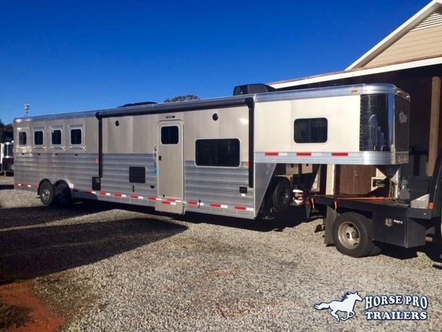 2019 Exiss Endeavor 4 Horse 14' Living Quarters w/Slide Out Sofa & Dinette 2019 Exiss Endeavor 4 Horse 14' Living Quarters w/Slide Out Sofa & Dinette