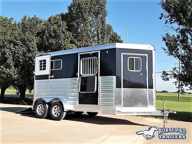2019 4-Star 2 Horse Straight Load Bumper Pull w/WERM FLOORING! 2019 4-Star 2 Horse Straight Load Bumper Pull w/WERM FLOORING!