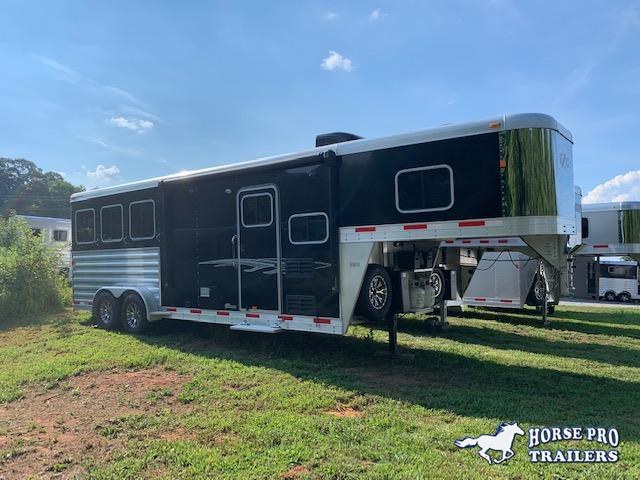 2016 Exiss 3 Horse 8'6 Harmar Living Quarters- WELL MAINTAINED! 2016 Exiss 3 Horse 8'6 Harmar Living Quarters- WELL MAINTAINED!