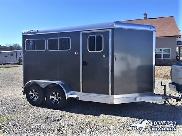 2019 4-Star 2 Horse Slant Load Bumper Pull w/Rear Tack 2019 4-Star 2 Horse Slant Load Bumper Pull w/Rear Tack