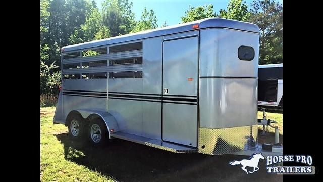2019 Bee 3 Horse Slant Load Bumper Pull- Stock sides 2019 Bee 3 Horse Slant Load Bumper Pull- Stock sides