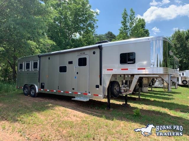 2019 Exiss Endeavor 3 Horse Slant Load 12'6 Living Quarters w/Slide Out- ROOF INSULATION & RAMP! 2019 Exiss Endeavor 3 Horse Slant Load 12'6 Living Quarters w/Slide Out- ROOF INSULATION & RAMP!