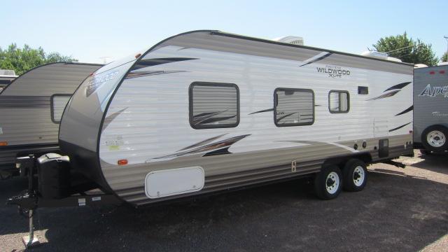 2019 Wildwood X-Lite 241QBXL Travel Trailer 2019 Wildwood X-Lite 241QBXL Travel Trailer