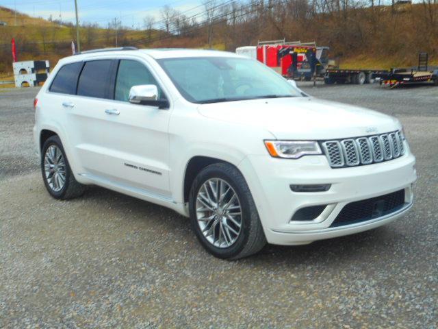 2017 Jeep Grand Cherokee Summit 4X4 SUV only 19257 Miles 2017 Jeep Grand Cherokee Summit 4X4 SUV only 19257 Miles
