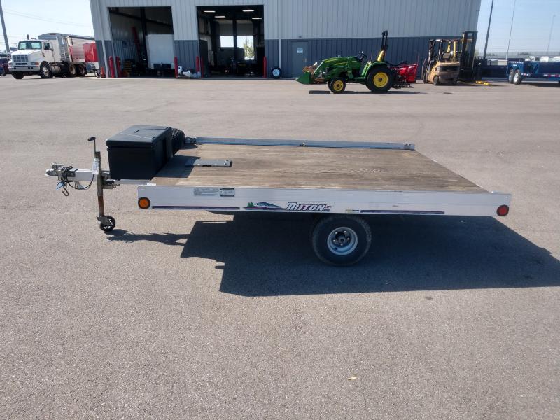 2010 Triton 7.5'x10' Deckover 2k 2010 Triton 7.5'x10' Deckover 2k