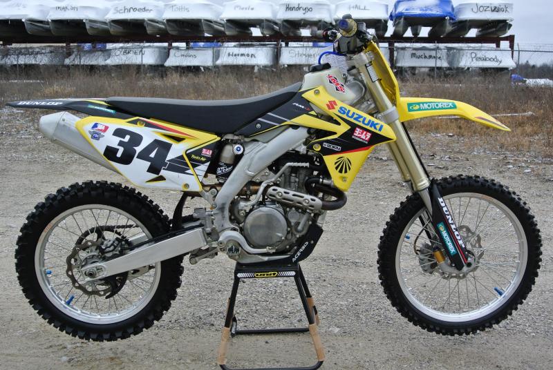 2015 Suzuki RMZ 450 4-Stroke MX Motocross Motorcycle #1540 2015 Suzuki RMZ 450 4-Stroke MX Motocross Motorcycle #1540