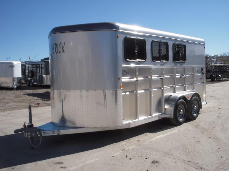 2019 Maverick MAVLITE3H-7K DX Horse Trailer 2019 Maverick MAVLITE3H-7K DX Horse Trailer