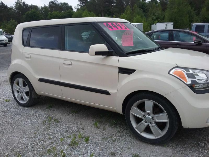 2010 Kia Soul Plus 2010 Kia Soul Plus