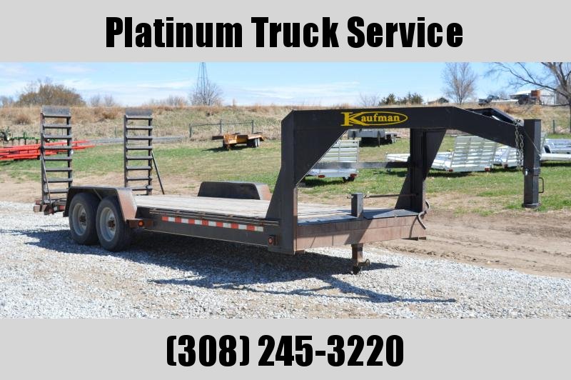 2012 Kaufman Trailers 20 Deluxe Equipment Trailer 2012 Kaufman Trailers 20 Deluxe Equipment Trailer